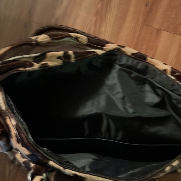 Custom made cowhide duffle bag/music case. Like new. Braided leather han… - Picture 5 of 11